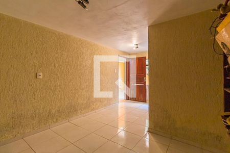 Casa à venda com 356m², 4 quartos e 10 vagasQuarto de Serviço