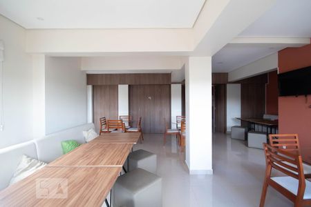 Apartamento para alugar com 50m², 2 quartos e 1 vaga Apartamento para alugar com 50m², 2 quartos e 1 vagaÁrea comum - Salão de festas