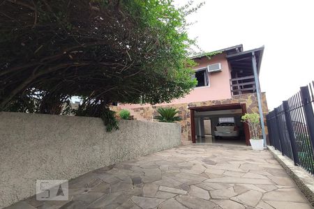 Casa à venda com 226m², 4 quartos e 3 vagasGaragem