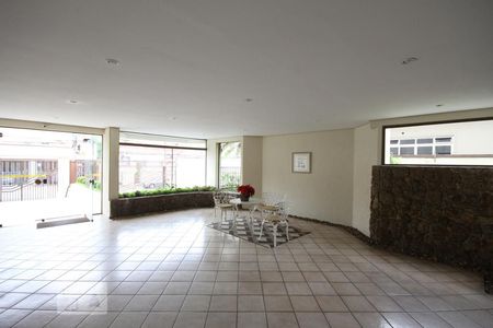 Apartamento à venda com 65m², 2 quartos e 1 vagaHall de Entrada