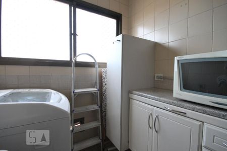 Apartamento à venda com 65m², 2 quartos e 1 vagaÁrea de Serviço