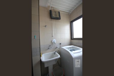 Apartamento à venda com 65m², 2 quartos e 1 vagaÁrea de Serviço