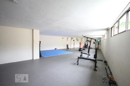 Apartamento à venda com 65m², 2 quartos e 1 vagaAcademia