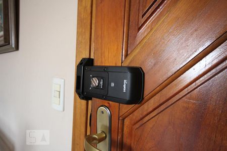 Apartamento à venda com 65m², 2 quartos e 1 vagaFechadura Eletrônica