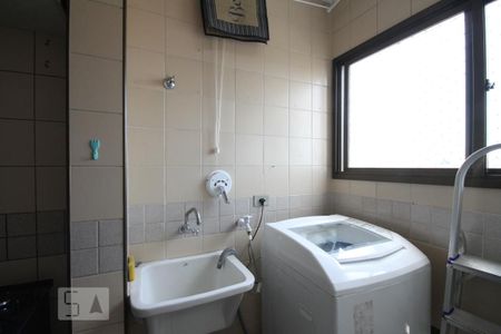 Apartamento à venda com 65m², 2 quartos e 1 vagaÁrea de Serviço