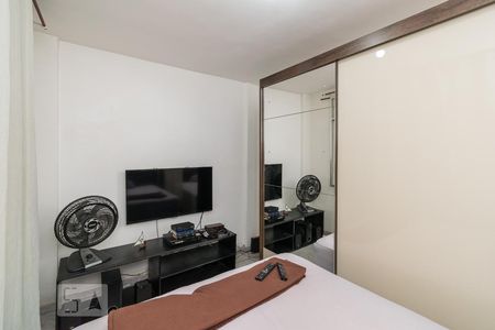Quarto 1 de apartamento para alugar com 2 quartos, 60m² em Olaria, Rio de Janeiro