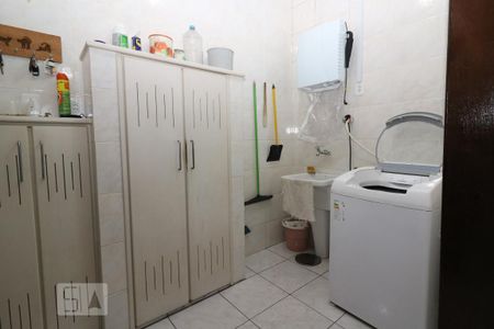 Casa à venda com 120m², 3 quartos e 2 vagasÁrea de Serviço