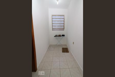 Casa à venda com 120m², 3 quartos e 2 vagasCloset