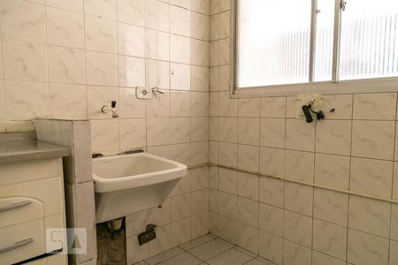 Apartamento para alugar com 82m², 2 quartos e 1 vaga Apartamento para alugar com 82m², 2 quartos e 1 vagaÁrea de serviço
