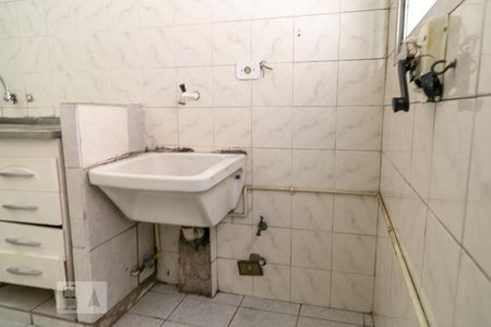 Apartamento para alugar com 82m², 2 quartos e 1 vaga Apartamento para alugar com 82m², 2 quartos e 1 vagaÁrea de serviço