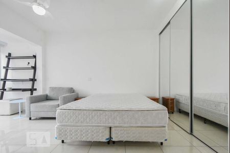 Studio para alugar com 32m², 1 quarto e 1 vagaDormitório