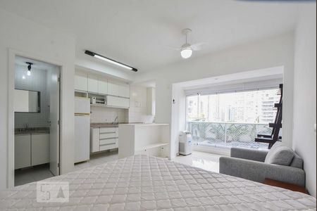 Studio para alugar com 32m², 1 quarto e 1 vagaDormitório
