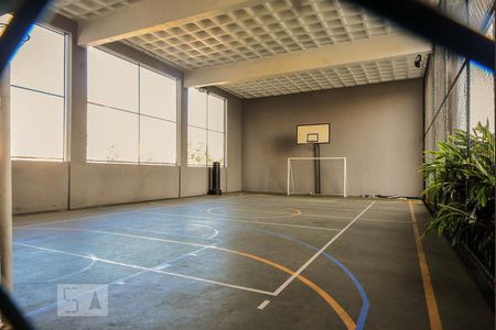 Studio para alugar com 32m², 1 quarto e 1 vaga Studio para alugar com 32m², 1 quarto e 1 vagaQuadra