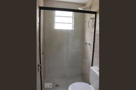 Apartamento à venda com 45m², 2 quartos e sem vaga Apartamento à venda com 45m², 2 quartos e sem vagaBanheiro