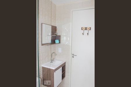 Apartamento à venda com 45m², 2 quartos e sem vaga Apartamento à venda com 45m², 2 quartos e sem vagaBanheiro