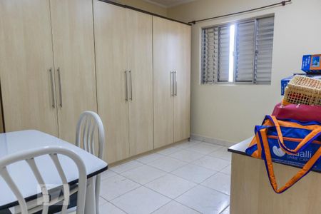 Casa à venda com 223m², 3 quartos e 4 vagasQuarto de serviço 2