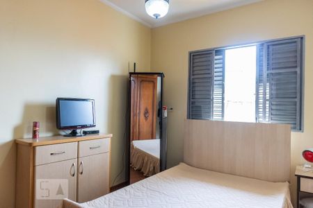 Casa à venda com 223m², 3 quartos e 4 vagasQuarto 1