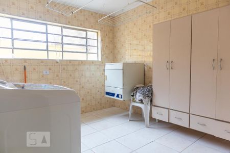 Casa à venda com 223m², 3 quartos e 4 vagasÁrea de serviço