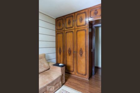 Casa à venda com 223m², 3 quartos e 4 vagasQuarto 2