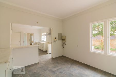 Casa à venda com 450m², 4 quartos e 5 vagas Casa à venda com 450m², 4 quartos e 5 vagasCopa