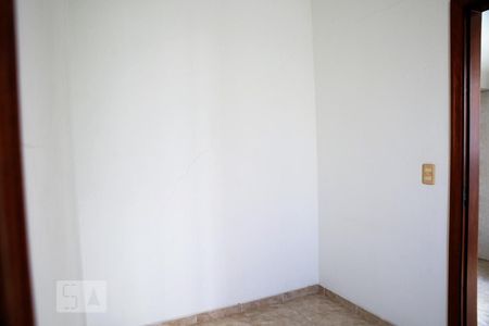 Apartamento para alugar com 256m², 4 quartos e 2 vagasQuarto / Empregada