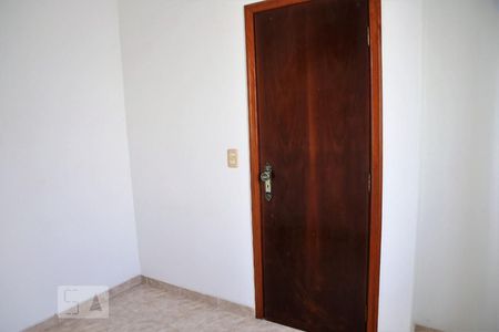 Apartamento para alugar com 256m², 4 quartos e 2 vagasQuarto / Empregada