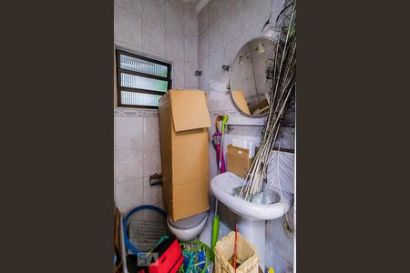 Casa para alugar com 350m², 3 quartos e 6 vagasBanheiro de Serviço