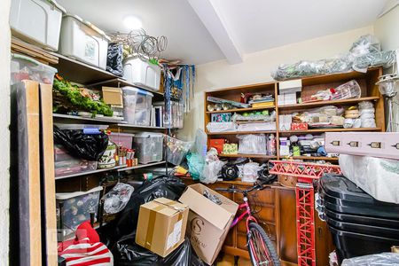 Casa para alugar com 350m², 3 quartos e 6 vagasQuarto da Edícula