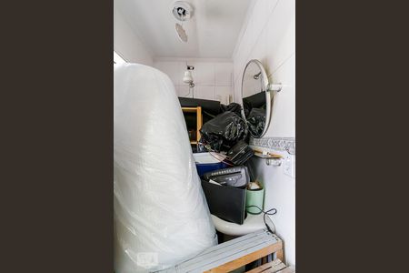 Casa para alugar com 350m², 3 quartos e 6 vagasBanheiro da Edícula