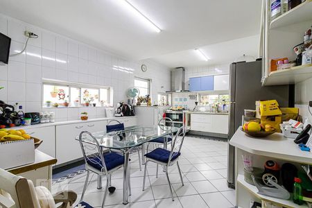Casa para alugar com 350m², 3 quartos e 6 vagasCopa e Cozinha