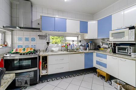 Casa para alugar com 350m², 3 quartos e 6 vagasCopa e Cozinha