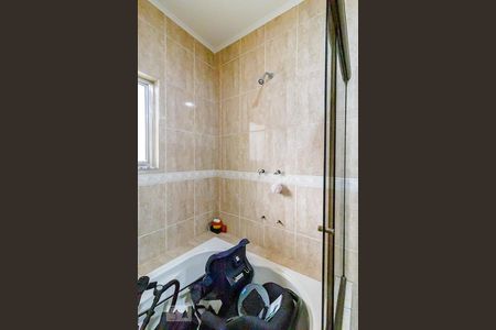 Casa para alugar com 350m², 3 quartos e 6 vagasBanheiro da Suíte 1