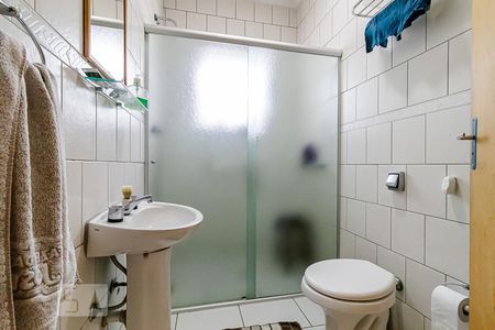 Casa para alugar com 350m², 3 quartos e 6 vagasBanheiro