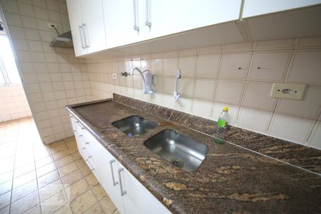 Apartamento à venda com 89m², 2 quartos e 1 vagaCozinha