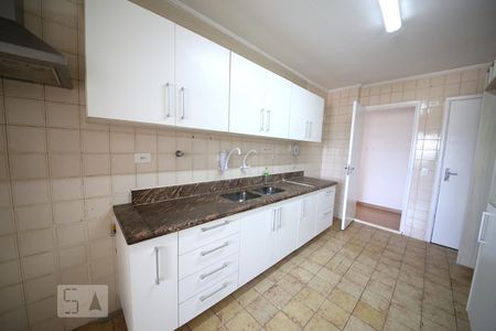 Apartamento à venda com 89m², 2 quartos e 1 vagaCozinha