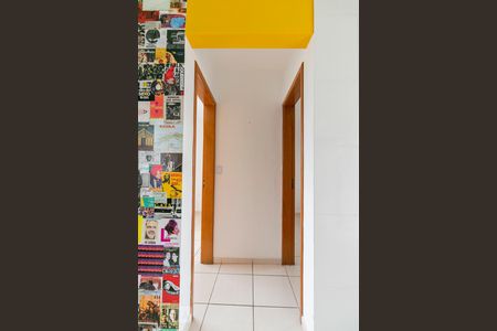 Corredor de apartamento para alugar com 2 quartos, 55m² em Vila Esperança, São Paulo