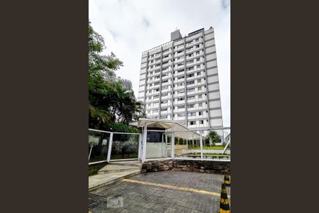 Apartamento à venda com 86m², 3 quartos e 1 vaga Apartamento à venda com 86m², 3 quartos e 1 vagaFachada