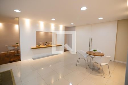 Apartamento para alugar com 95m², 3 quartos e 2 vagasÁrea comum - Salão de festas