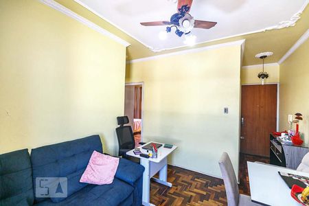 Sala de apartamento à venda com 2 quartos, 50m² em Medianeira, Porto Alegre