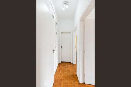 Corredor de apartamento à venda com 2 quartos, 96m² em Higienópolis, São Paulo