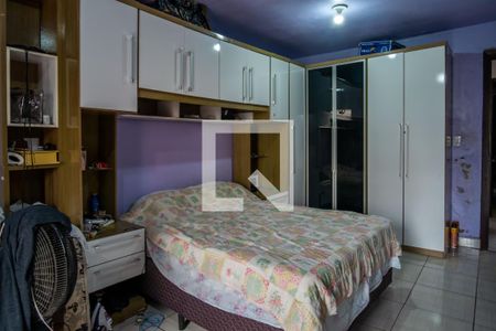Quarto 1 de casa para alugar com 3 quartos, 150m² em Vila João Pessoa, Porto Alegre