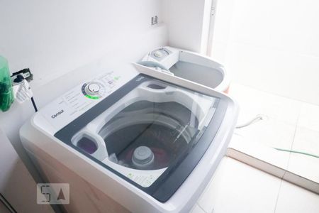 Casa à venda com 300m², 2 quartos e 3 vagasLavanderia