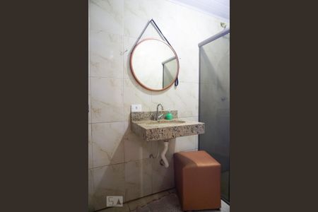 Casa à venda com 300m², 2 quartos e 3 vagasBanheiro Social