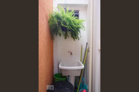 Casa à venda com 300m², 2 quartos e 3 vagasLavanderia