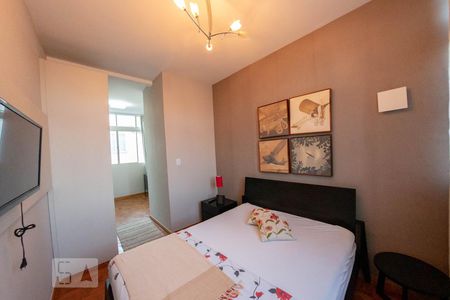 Quarto de apartamento para alugar com 1 quarto, 70m² em Nova Suíssa, Belo Horizonte