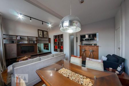 Sala de apartamento para alugar com 1 quarto, 70m² em Nova Suíssa, Belo Horizonte