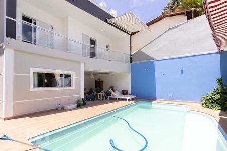 Casa à venda com 700m², 8 quartos e 8 vagasPiscina