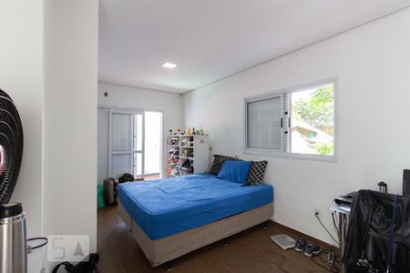 Casa à venda com 700m², 8 quartos e 8 vagasSuíte 4