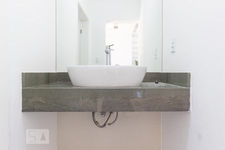 Casa à venda com 700m², 8 quartos e 8 vagas Lavabo