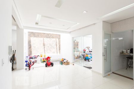 Casa à venda com 700m², 8 quartos e 8 vagasCozinha